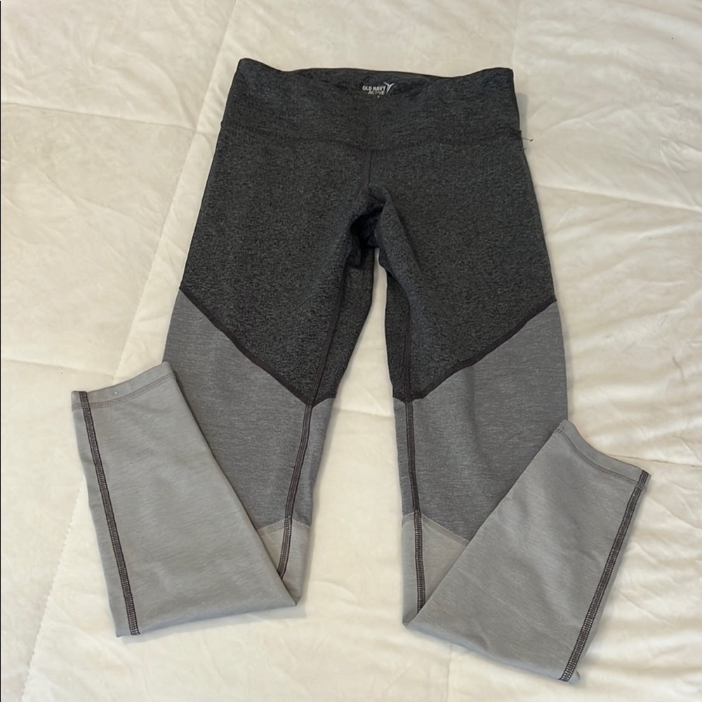 Old Navy Gray Athletic Leggings with Color Block Design